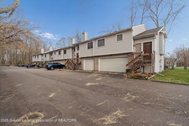 5041 Willoughby Road 4, Holt, MI 48842