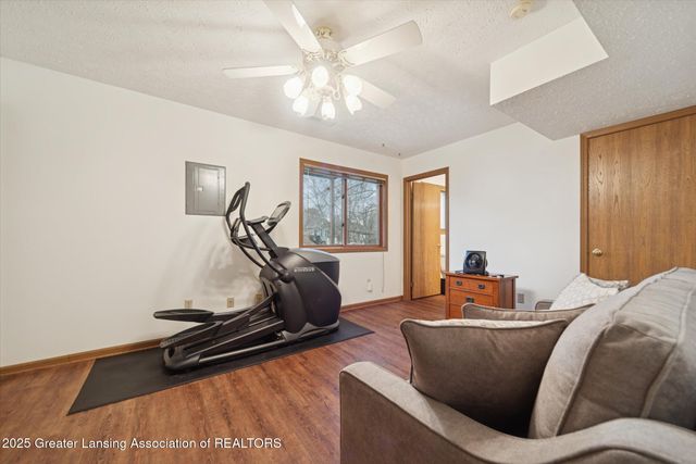 5041 Willoughby Road 4, Holt, MI 48842