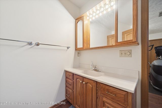 5041 Willoughby Road 4, Holt, MI 48842