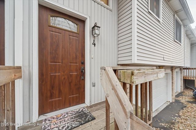 5041 Willoughby Road 4, Holt, MI 48842