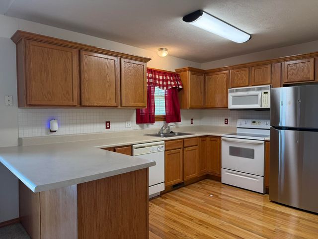 1212 S 15th Street, Ozark, MO 65721