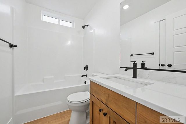 3090 Elixir Road, Ammon, ID 83406