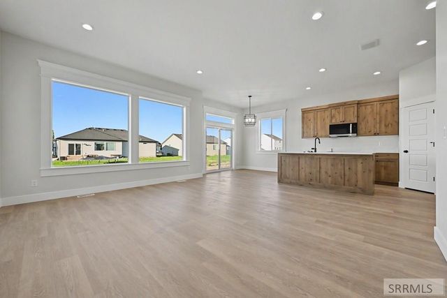 3090 Elixir Road, Ammon, ID 83406