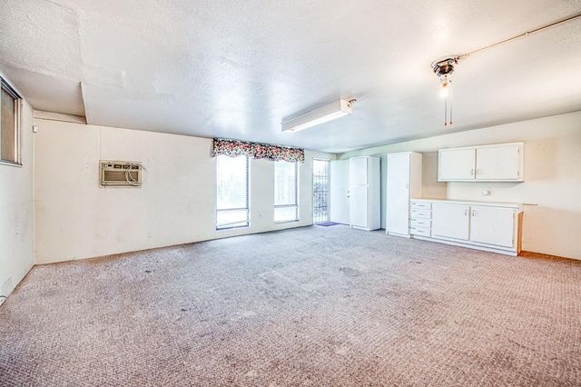 51 San Jose Avenue, Clovis, CA 93612