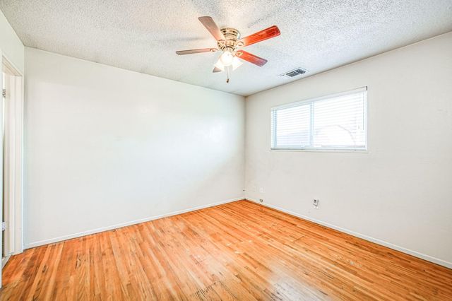 51 San Jose Avenue, Clovis, CA 93612