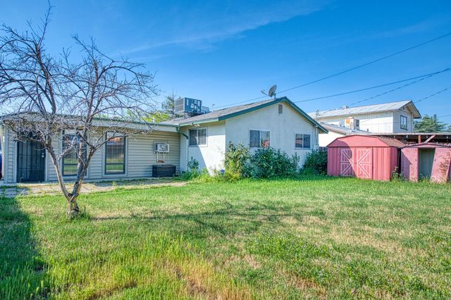 51 San Jose Avenue, Clovis, CA 93612
