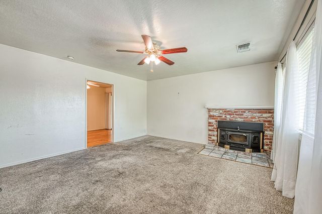 51 San Jose Avenue, Clovis, CA 93612