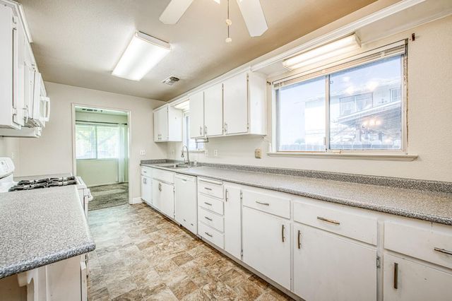 51 San Jose Avenue, Clovis, CA 93612