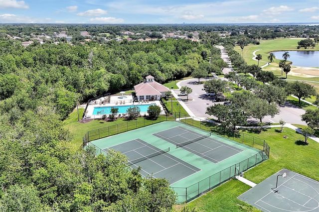 168 CLUB VILLAS LANE, Kissimmee, FL 34744