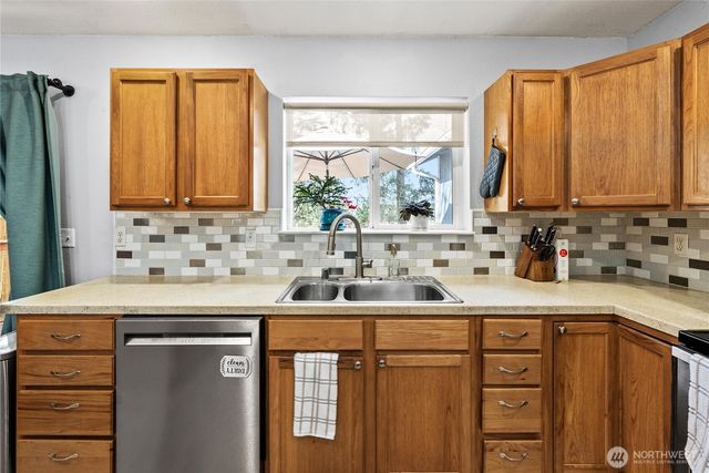 127 Bremerton Boulevard W, Bremerton, WA 98312