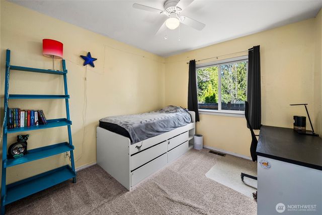 127 Bremerton Boulevard W, Bremerton, WA 98312