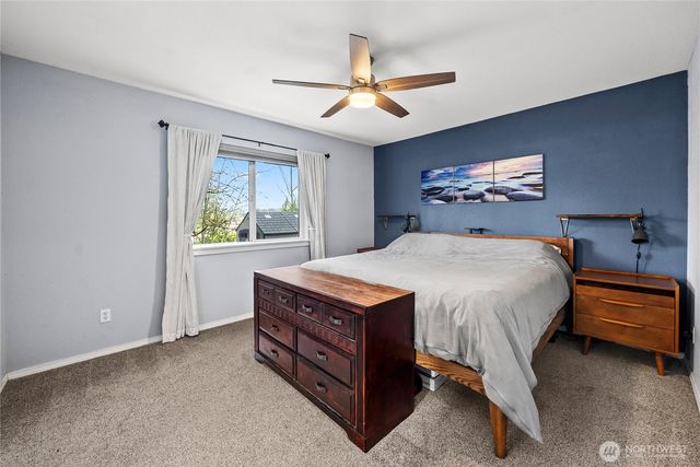 127 Bremerton Boulevard W, Bremerton, WA 98312