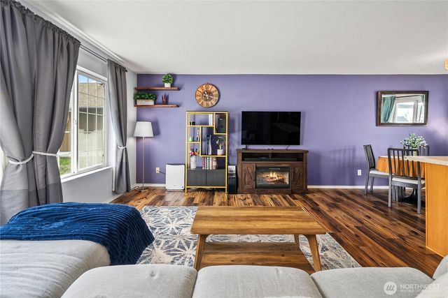 127 Bremerton Boulevard W, Bremerton, WA 98312