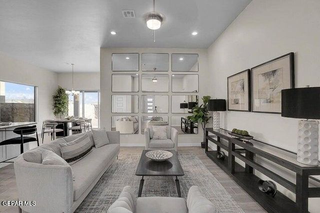 12837 Middlesbrough Avenue, El Paso, TX 79928