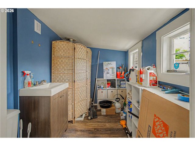 804 2ND Ave, Seaside, OR 97138