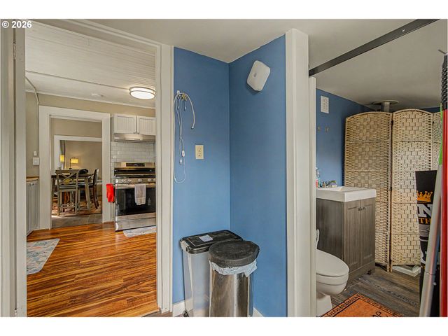 804 2ND Ave, Seaside, OR 97138