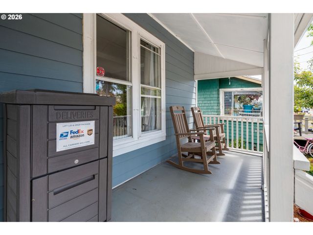 804 2ND Ave, Seaside, OR 97138