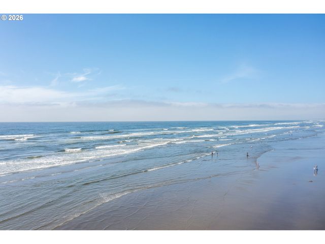 804 2ND Ave, Seaside, OR 97138