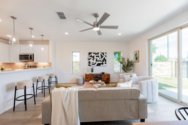 106 Tesla CIR, Round Rock, TX 78681