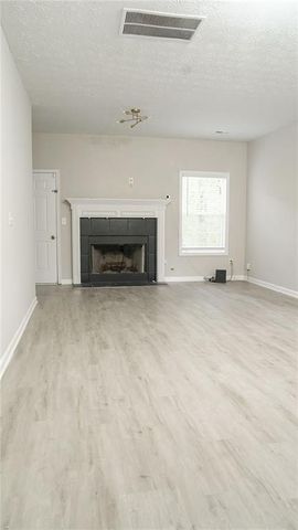 623 SHADOWMOORE Drive, Riverdale, GA 30274