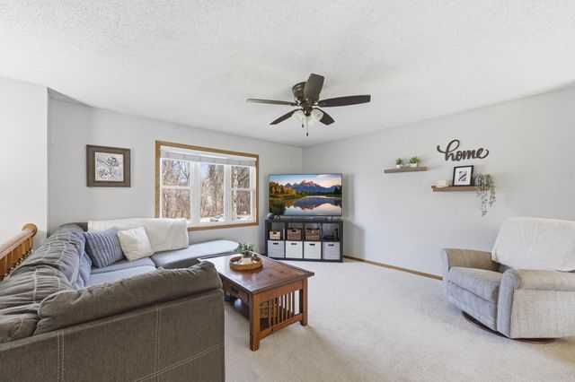 2044 Burke Avenue E, North Saint Paul, MN 55109