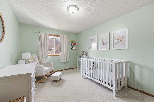 2044 Burke Avenue E, North Saint Paul, MN 55109