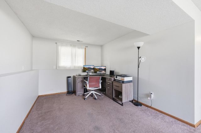 2044 Burke Avenue E, North Saint Paul, MN 55109