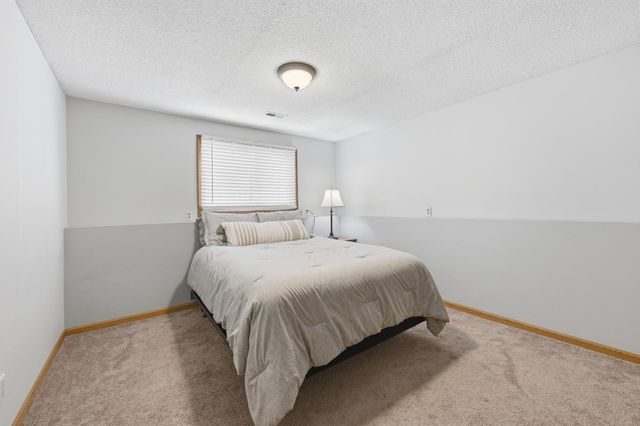 2044 Burke Avenue E, North Saint Paul, MN 55109