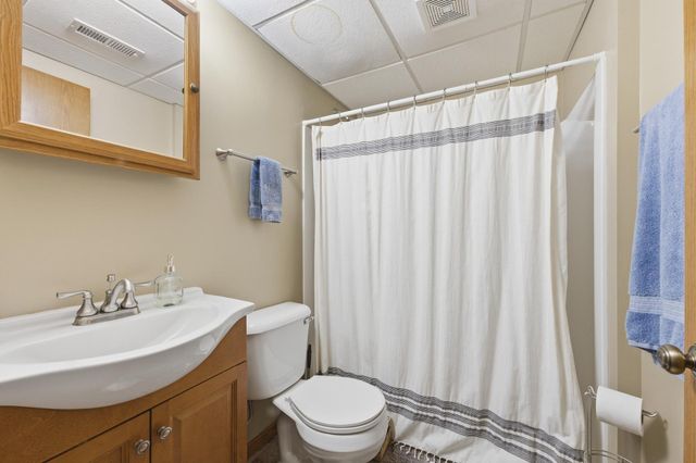 2044 Burke Avenue E, North Saint Paul, MN 55109