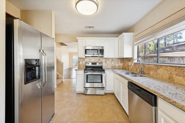 22 Camberwell Court, The Woodlands, TX 77380