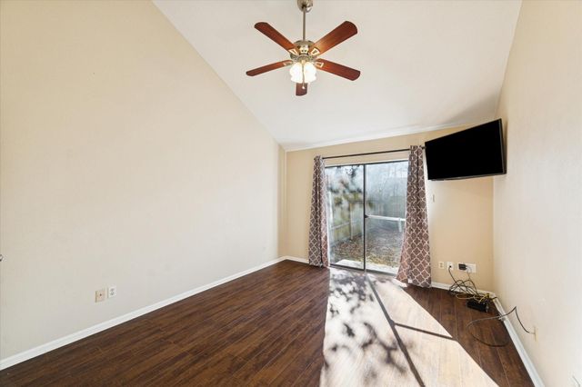 22 Camberwell Court, The Woodlands, TX 77380