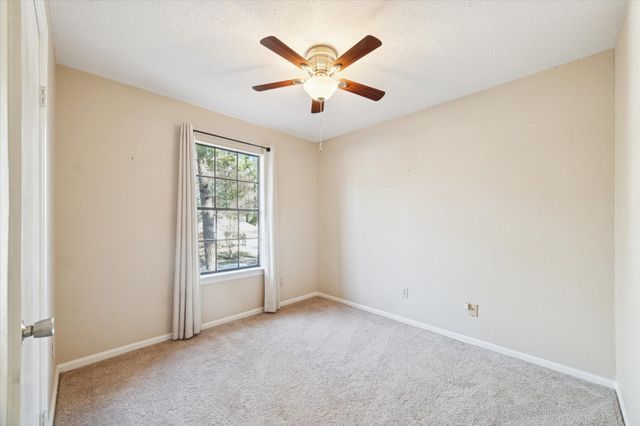 22 Camberwell Court, The Woodlands, TX 77380