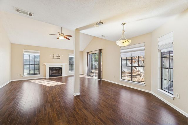 22 Camberwell Court, The Woodlands, TX 77380