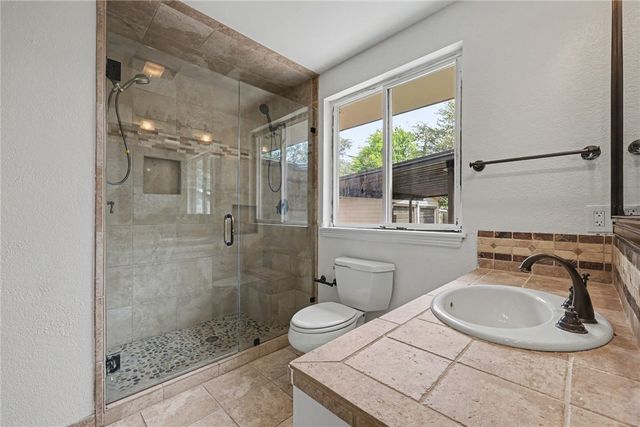 942 Delaine Dr, Corpus Christi, TX 78411