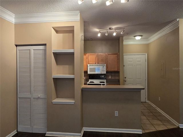 4207 S DALE MABRY HIGHWAY 8211, Tampa, FL 33611