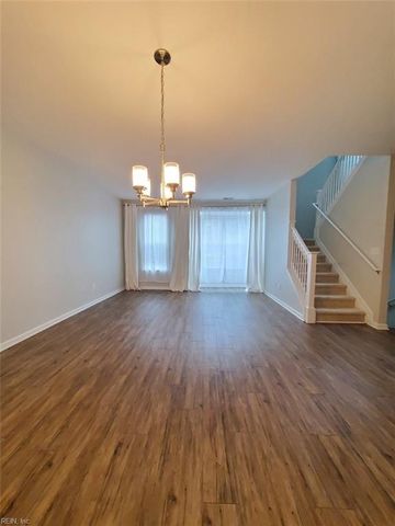 1801 Perla DR, Virginia Beach, VA 23456