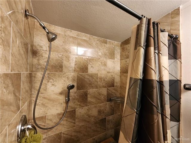 3120 Boca Chica Drive, Weslaco, TX 78596