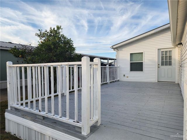 3120 Boca Chica Drive, Weslaco, TX 78596