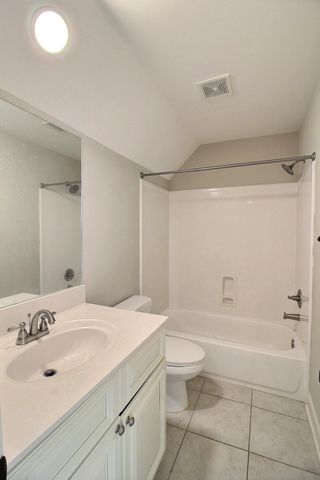 4722 ALEXANDER RD, Olive Branch, MS 38654