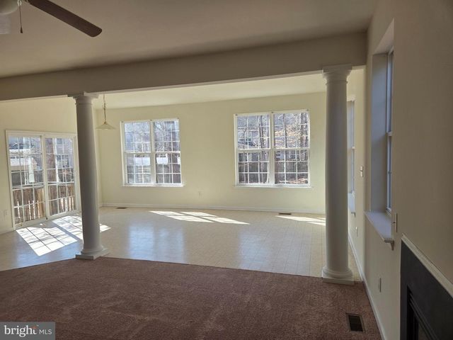 11 TANZANITE CT, Dover, DE 19904