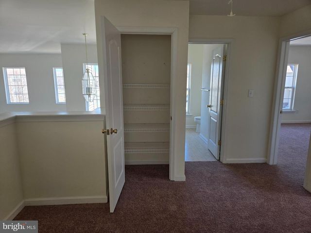 11 TANZANITE CT, Dover, DE 19904