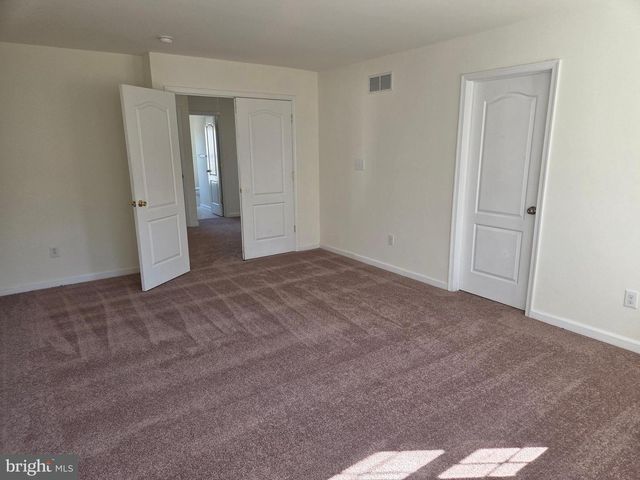 11 TANZANITE CT, Dover, DE 19904