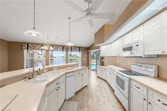 508 SW 6th ST, Cape Coral, FL 33991