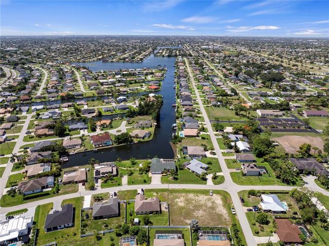 508 SW 6th ST, Cape Coral, FL 33991