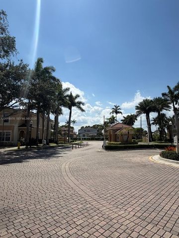 3023 SW 129th Ter 155, Miramar, FL 33027