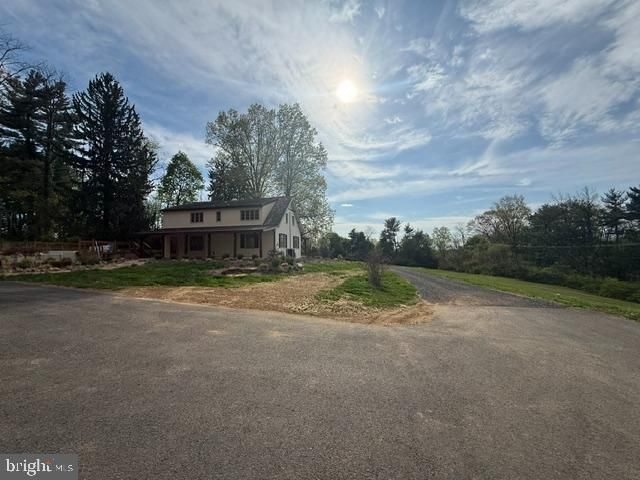 848 WHITE OAK LN, Leesport, PA 19533