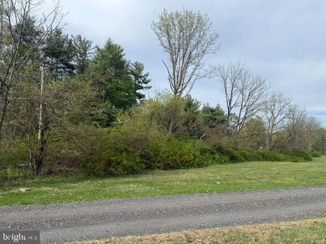848 WHITE OAK LN, Leesport, PA 19533