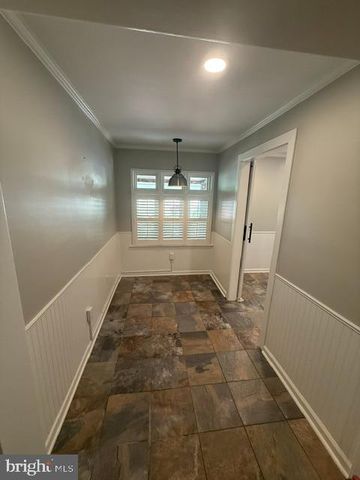 848 WHITE OAK LN, Leesport, PA 19533