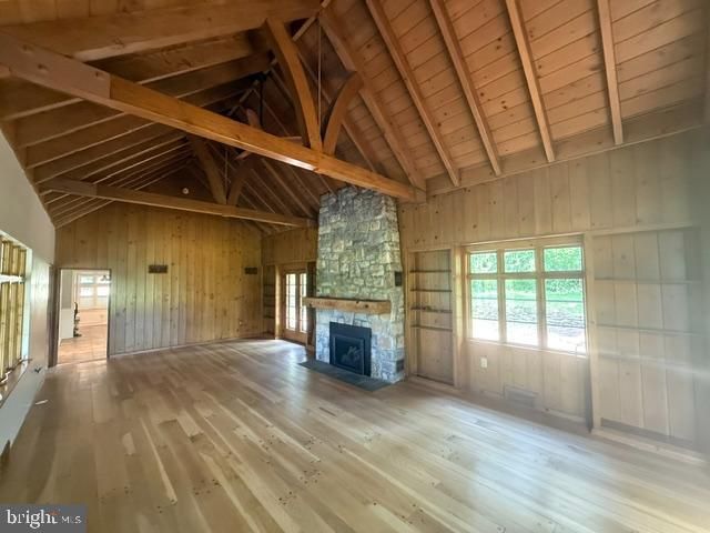 848 WHITE OAK LN, Leesport, PA 19533