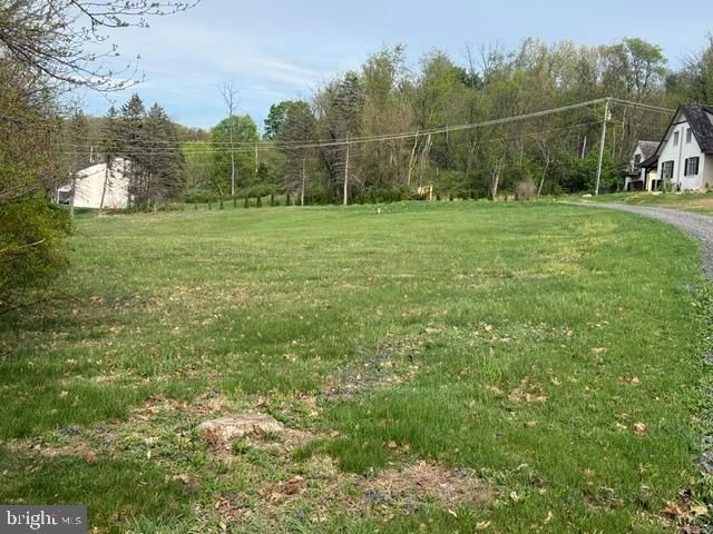 848 WHITE OAK LN, Leesport, PA 19533